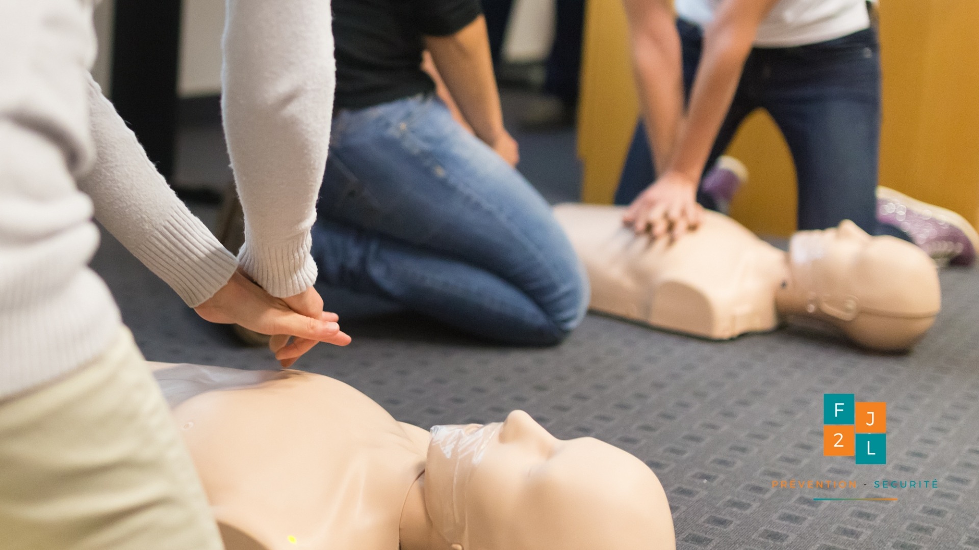 formation sst massage cardiaque